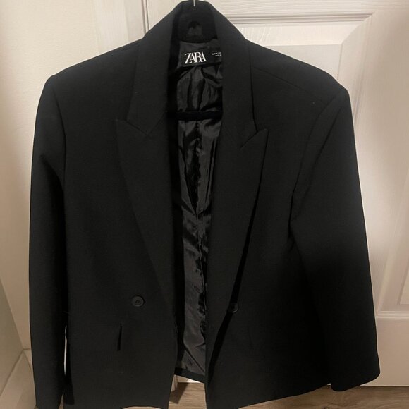 Zara Black Blazer - Picture 1 of 2